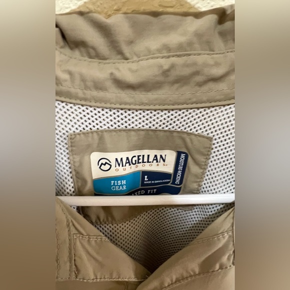 3 Magellan outdoors, all three shirt have worn them couple of time large size. - Picture 9 of 9